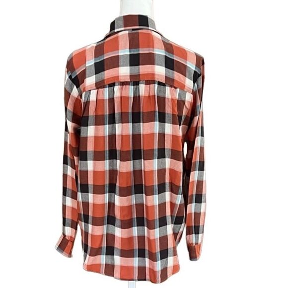 LOFT lightweight plaid button front shirt size S. - Picture 4 of 7